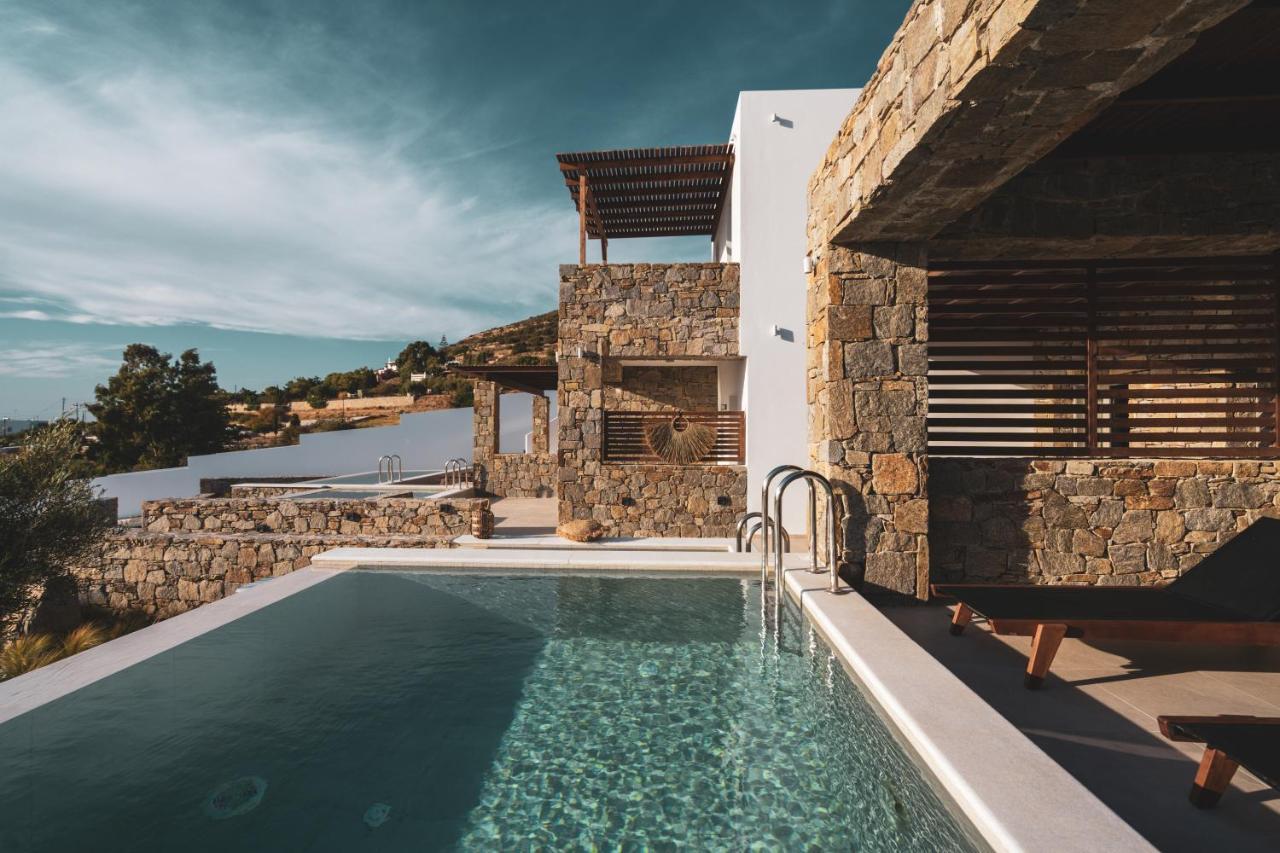 Kouros Blanc Resort & Suites Pounda エクステリア 写真