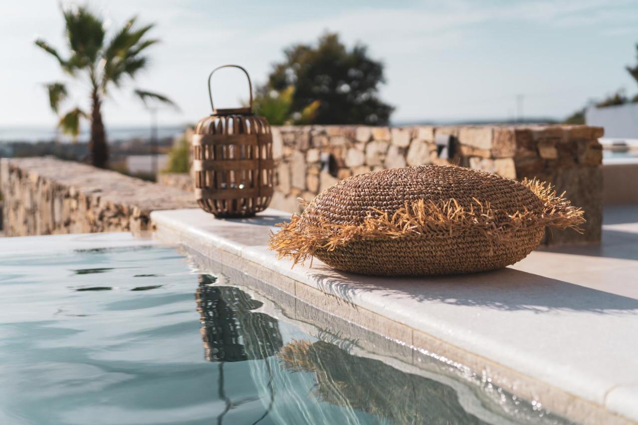 Kouros Blanc Resort & Suites Pounda エクステリア 写真
