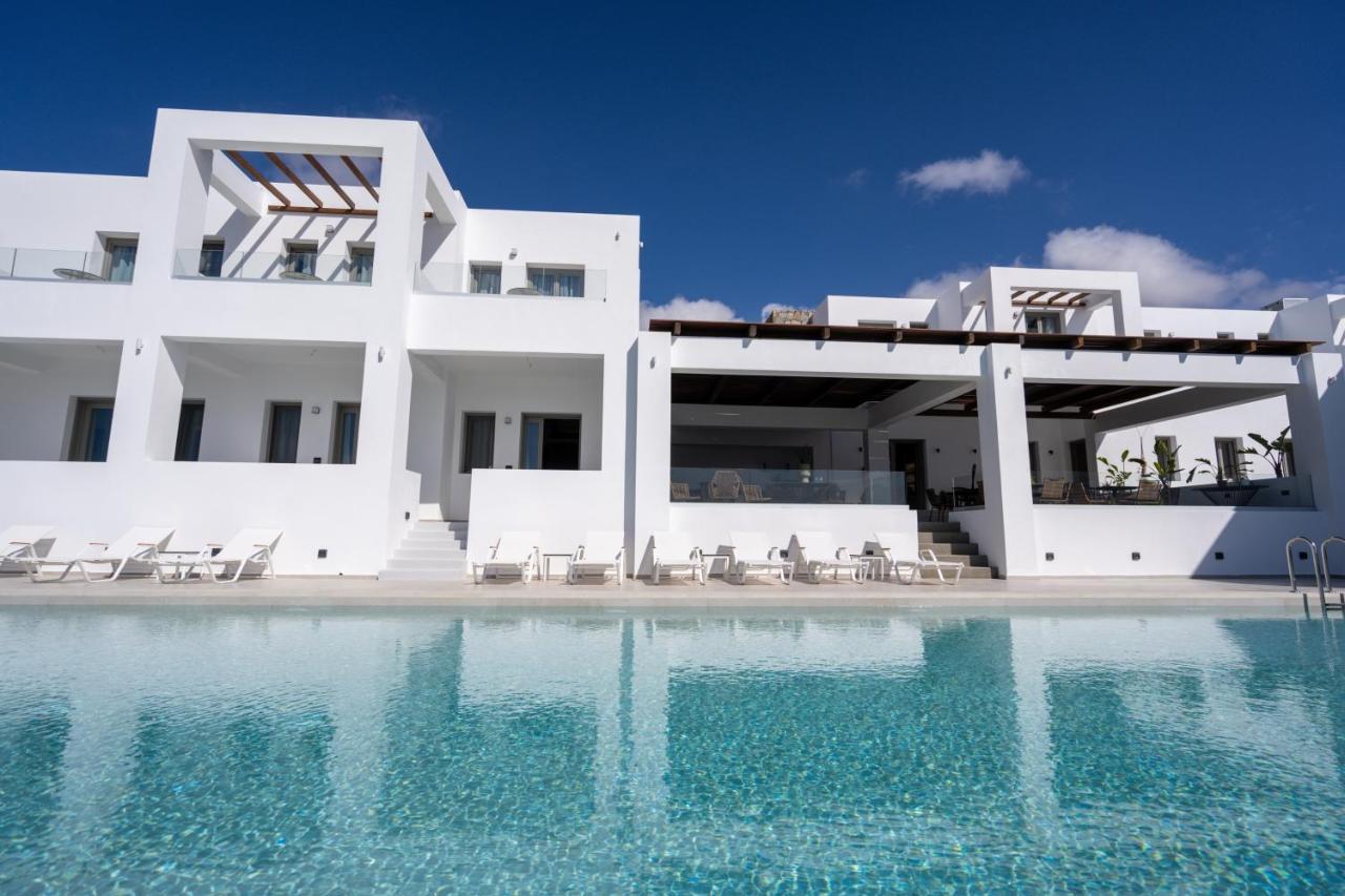 Kouros Blanc Resort & Suites Pounda エクステリア 写真