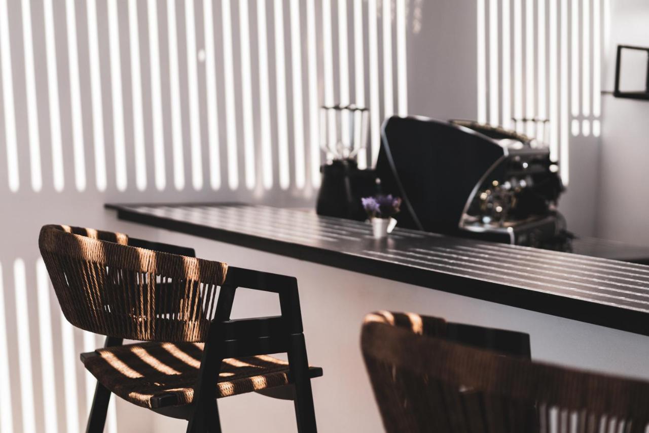 Kouros Blanc Resort & Suites Pounda エクステリア 写真