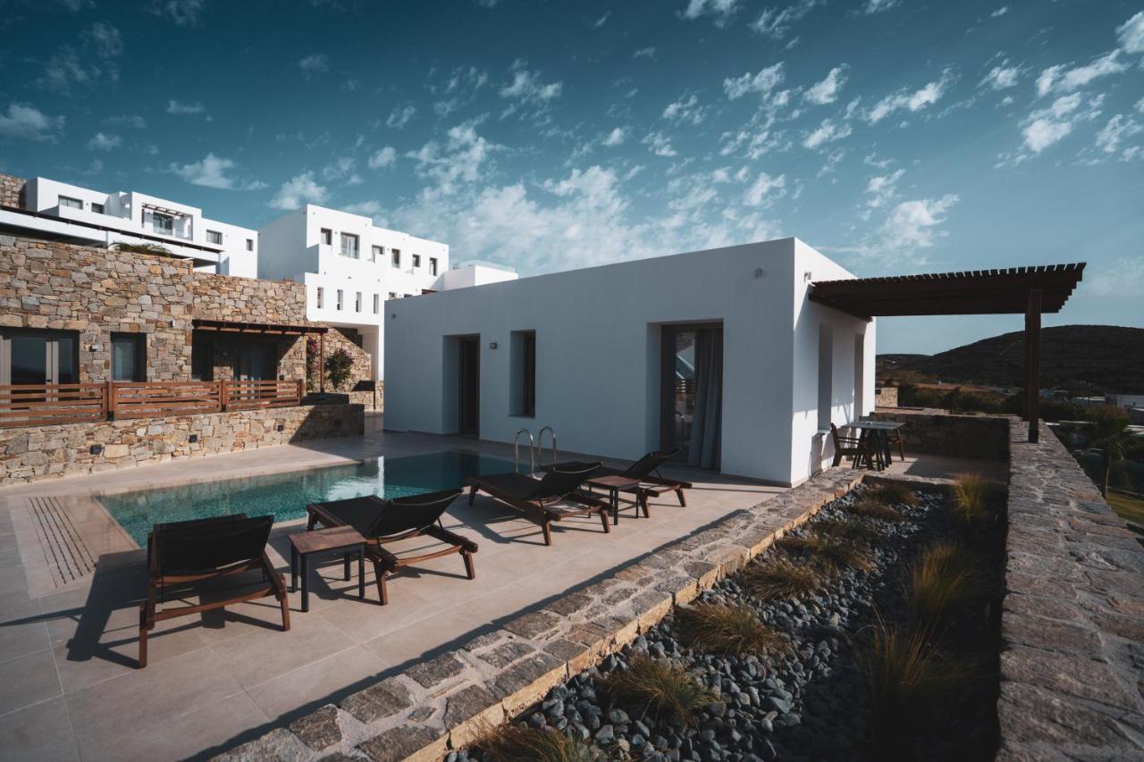 Kouros Blanc Resort & Suites Pounda エクステリア 写真