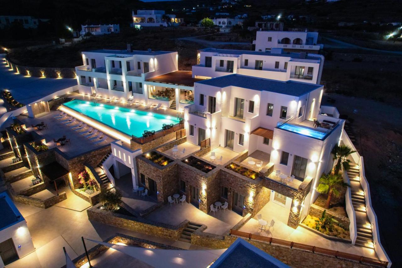 Kouros Blanc Resort & Suites Pounda エクステリア 写真