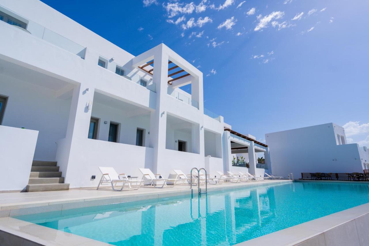 Kouros Blanc Resort & Suites Pounda エクステリア 写真