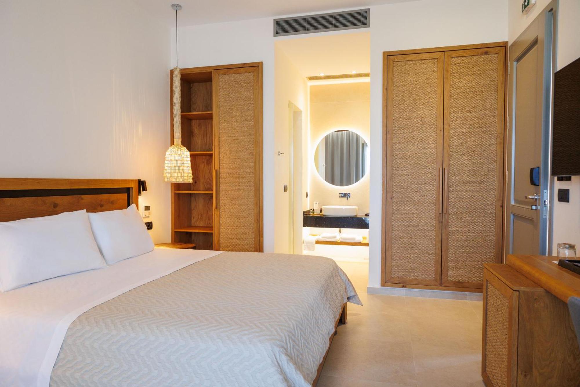 Kouros Blanc Resort & Suites Pounda 部屋 写真