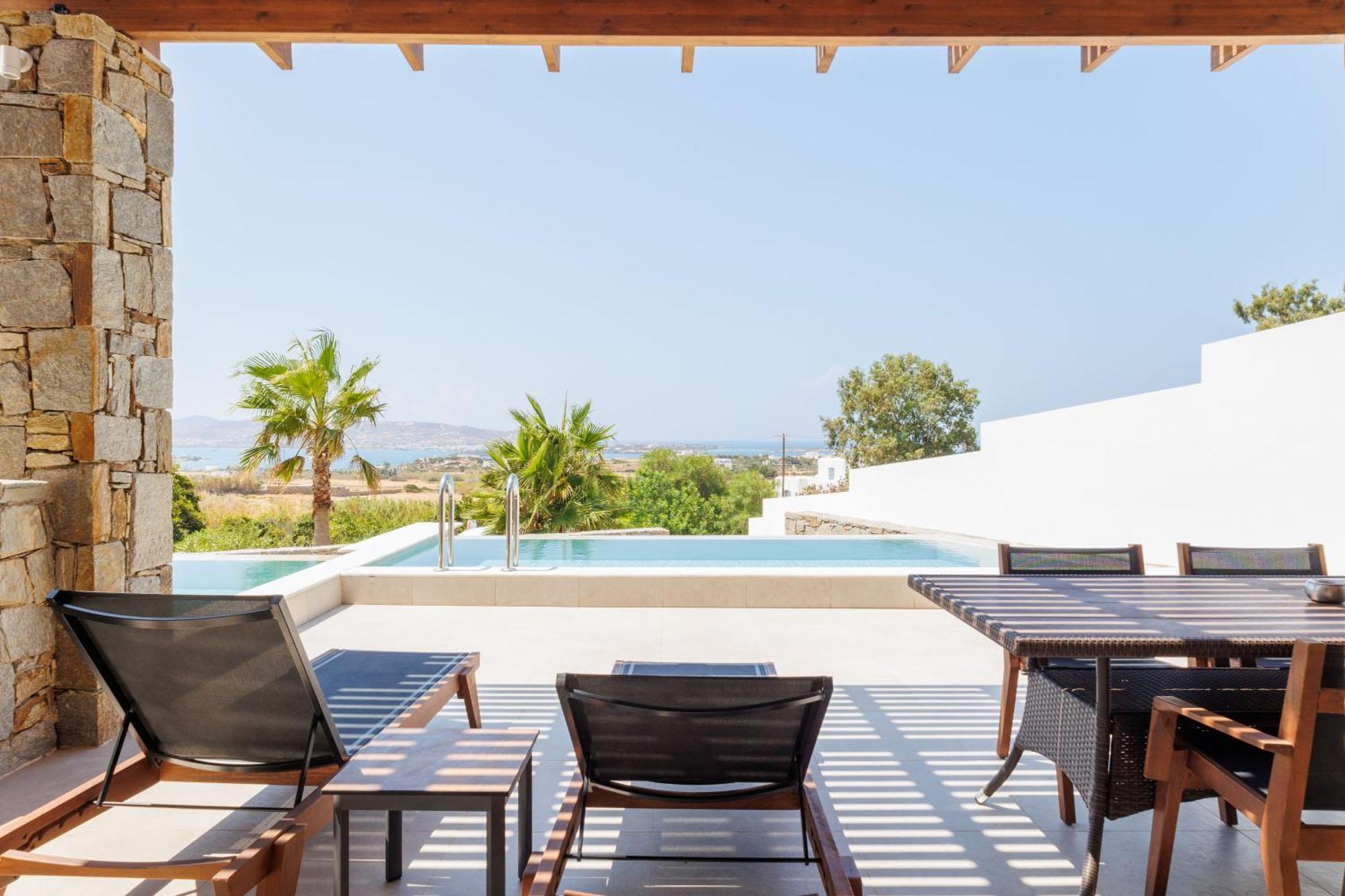 Kouros Blanc Resort & Suites Pounda 部屋 写真